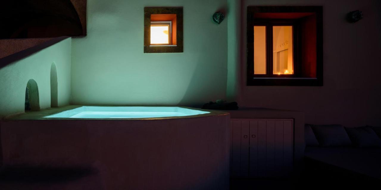 Diva Santorini Luxury Villa Pýrgos Екстериор снимка